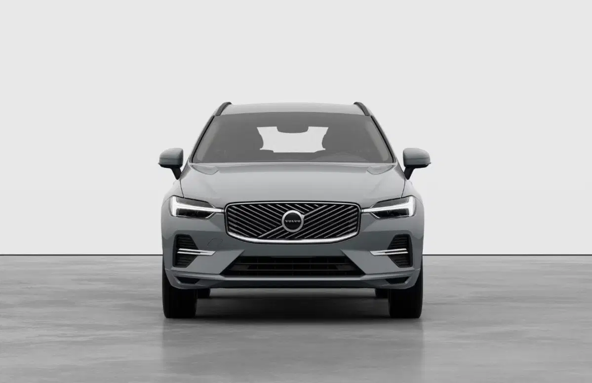 Volvo XC60 nuova a Milano (6)