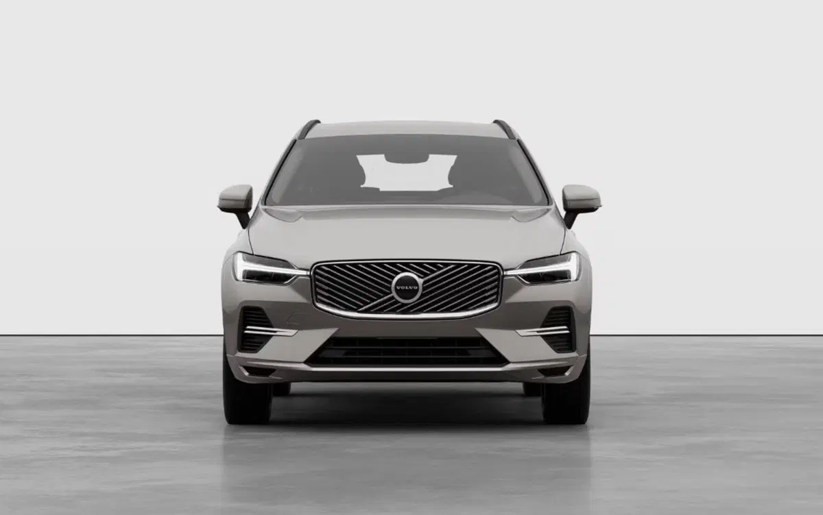 Volvo XC60 nuova a Milano (5)