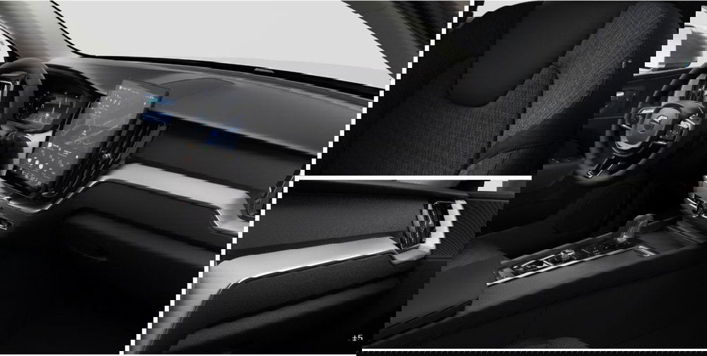 Volvo XC60 nuova a Milano (8)