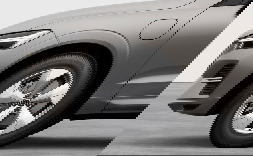 Volvo XC60 nuova a Milano (7)