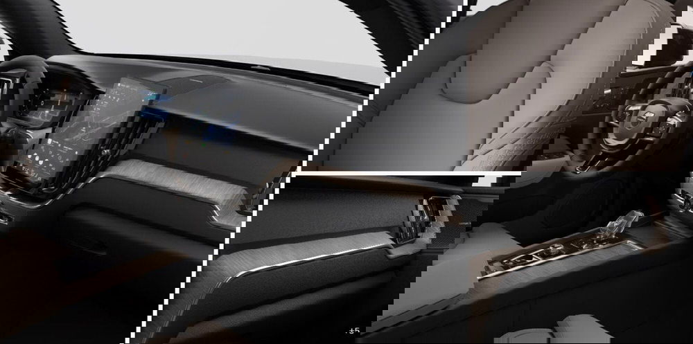 Volvo XC60 nuova a Milano (10)