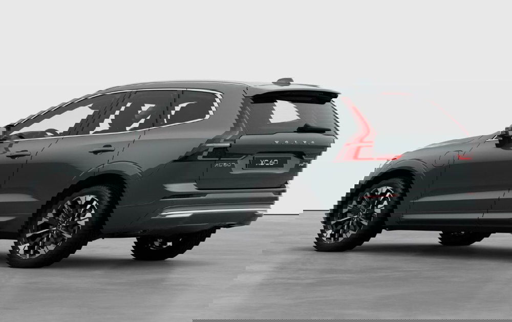 Volvo XC60 nuova a Milano (3)