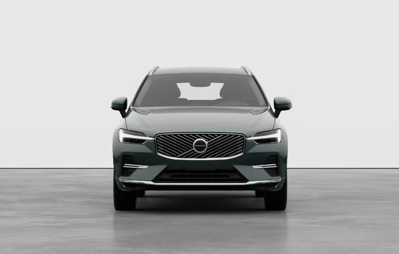 Volvo XC60 nuova a Milano (5)