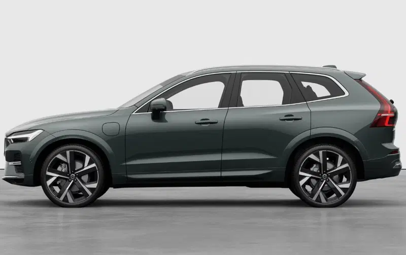 Volvo XC60 nuova a Milano (2)
