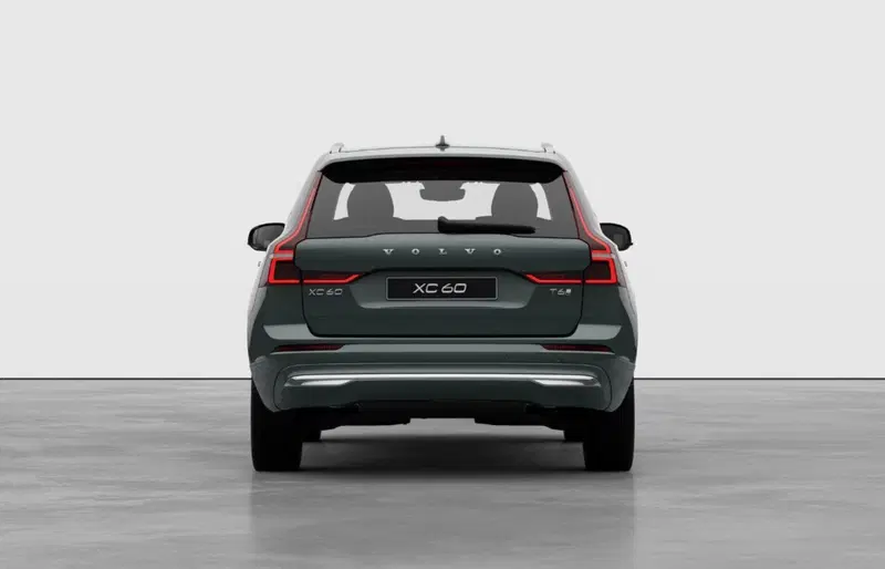 Volvo XC60 nuova a Milano (6)