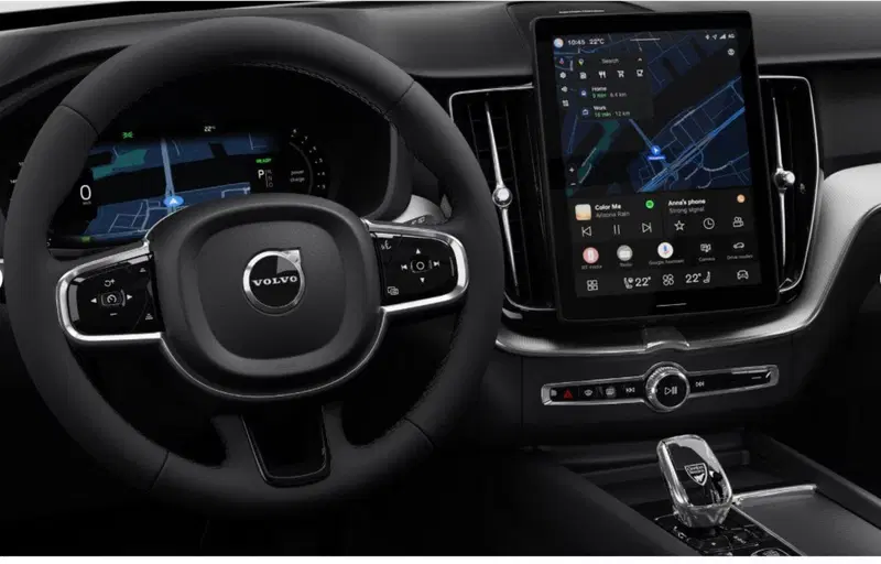 Volvo XC60 nuova a Milano (12)