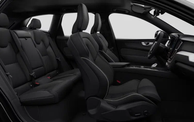 Volvo XC60 nuova a Milano (14)