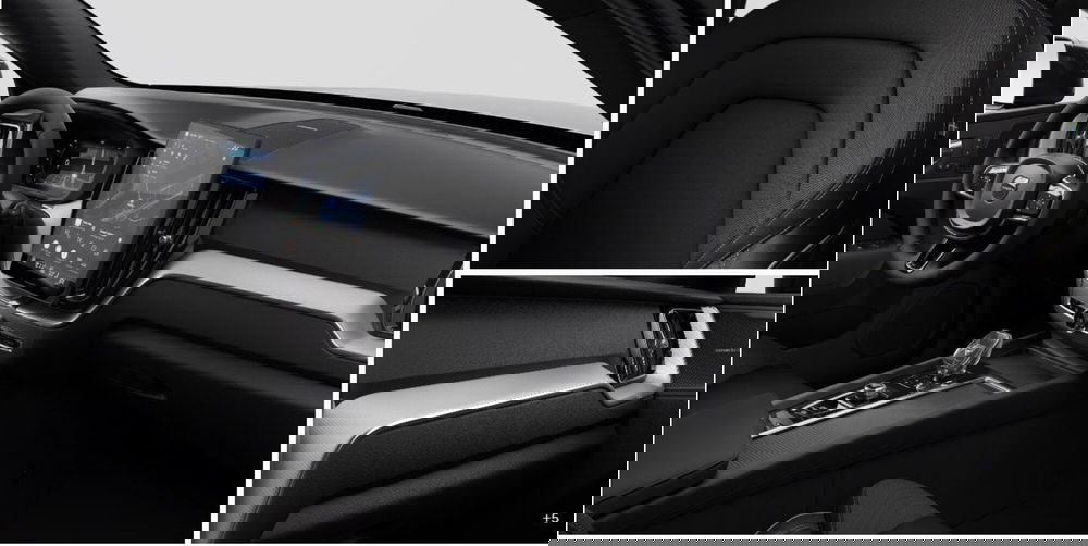 Volvo XC60 nuova a Milano (11)