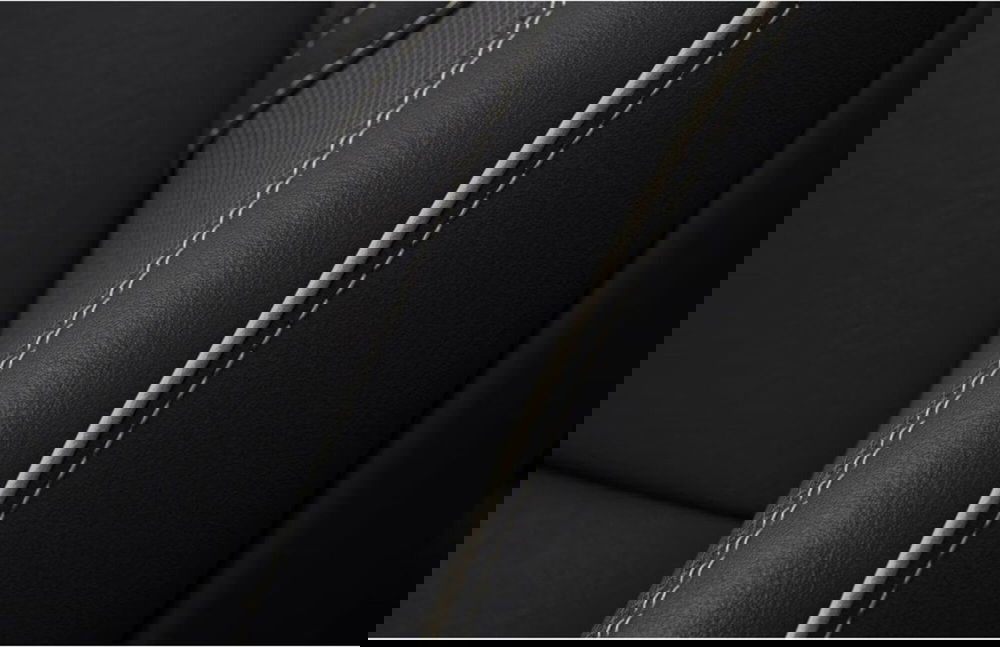 Volvo XC60 nuova a Milano (15)