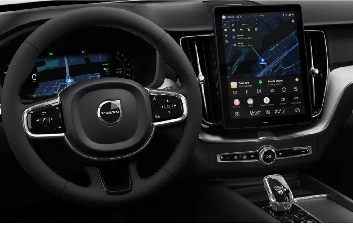 Volvo XC60 nuova a Milano (11)