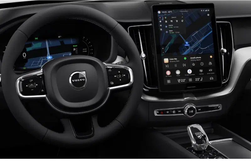 Volvo XC60 nuova a Milano (11)