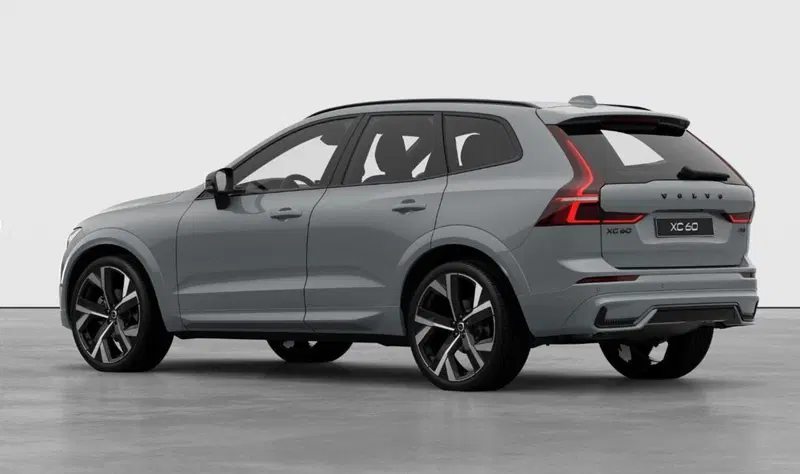 Volvo XC60 nuova a Milano (3)