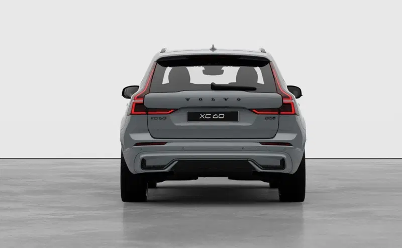 Volvo XC60 nuova a Milano (5)
