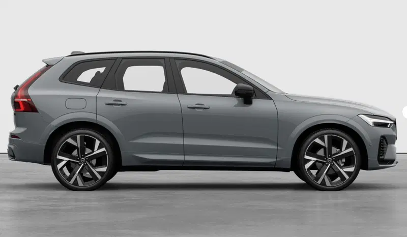 Volvo XC60 nuova a Milano (6)