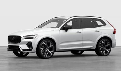 Volvo XC60 2.0 b5 mhev Plus Black Edition awd auto nuova a Milano