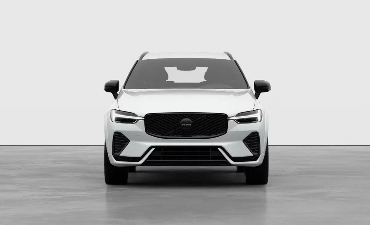 Volvo XC60 nuova a Milano (2)