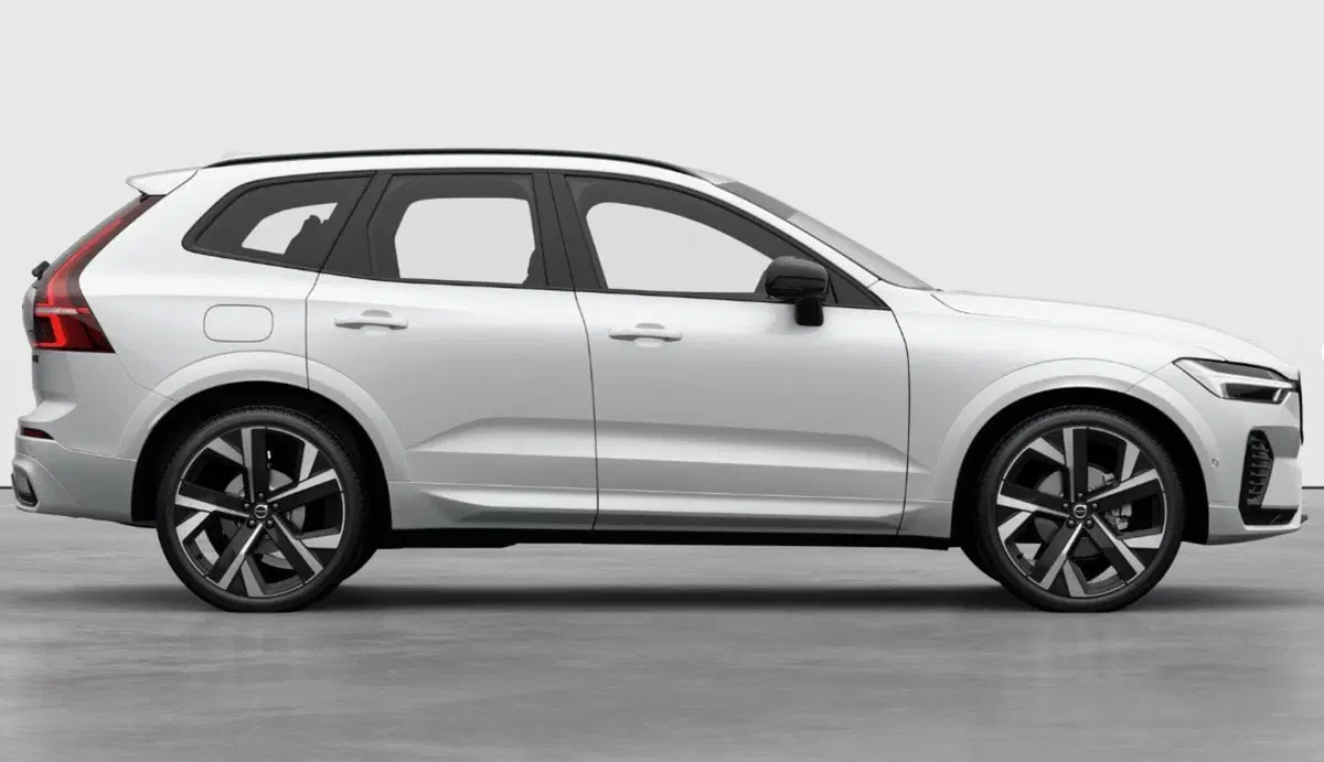 Volvo XC60 nuova a Milano (6)