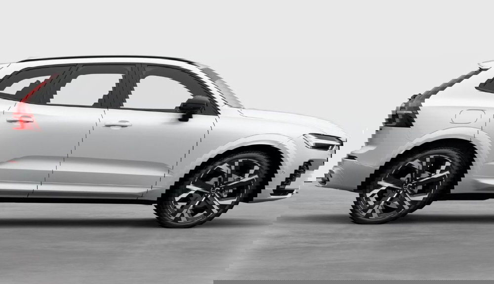 Volvo XC60 nuova a Milano (6)