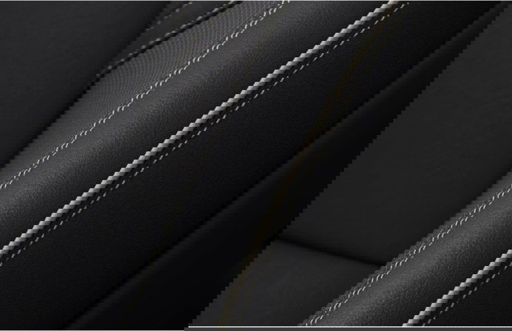 Volvo XC60 nuova a Milano (9)