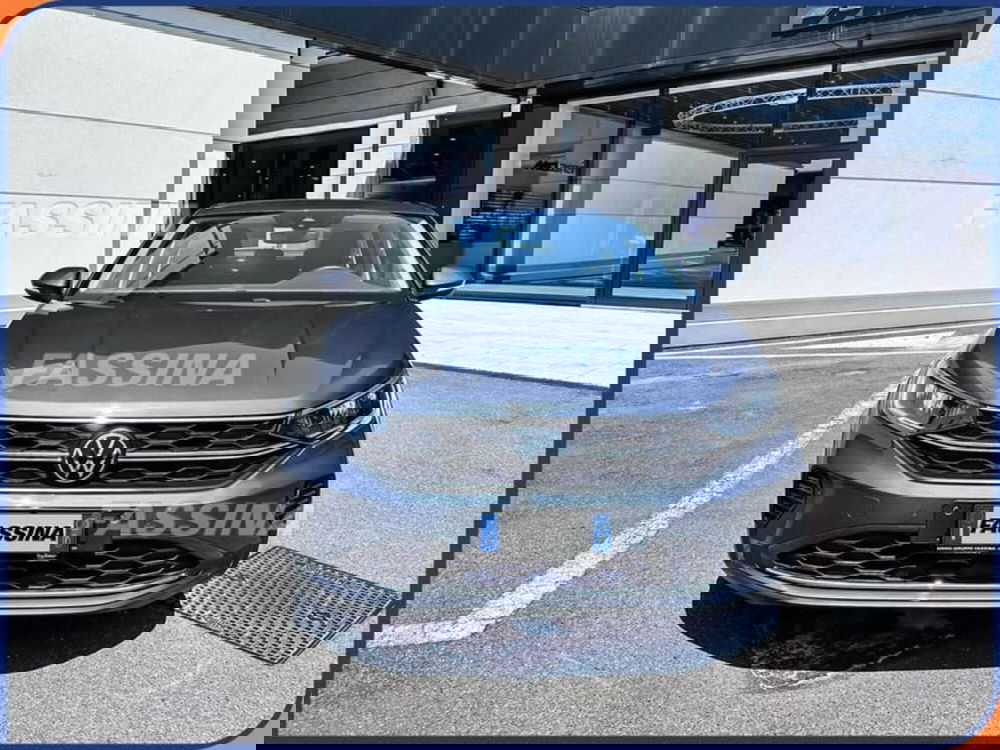 Volkswagen Taigo usata a Milano (2)