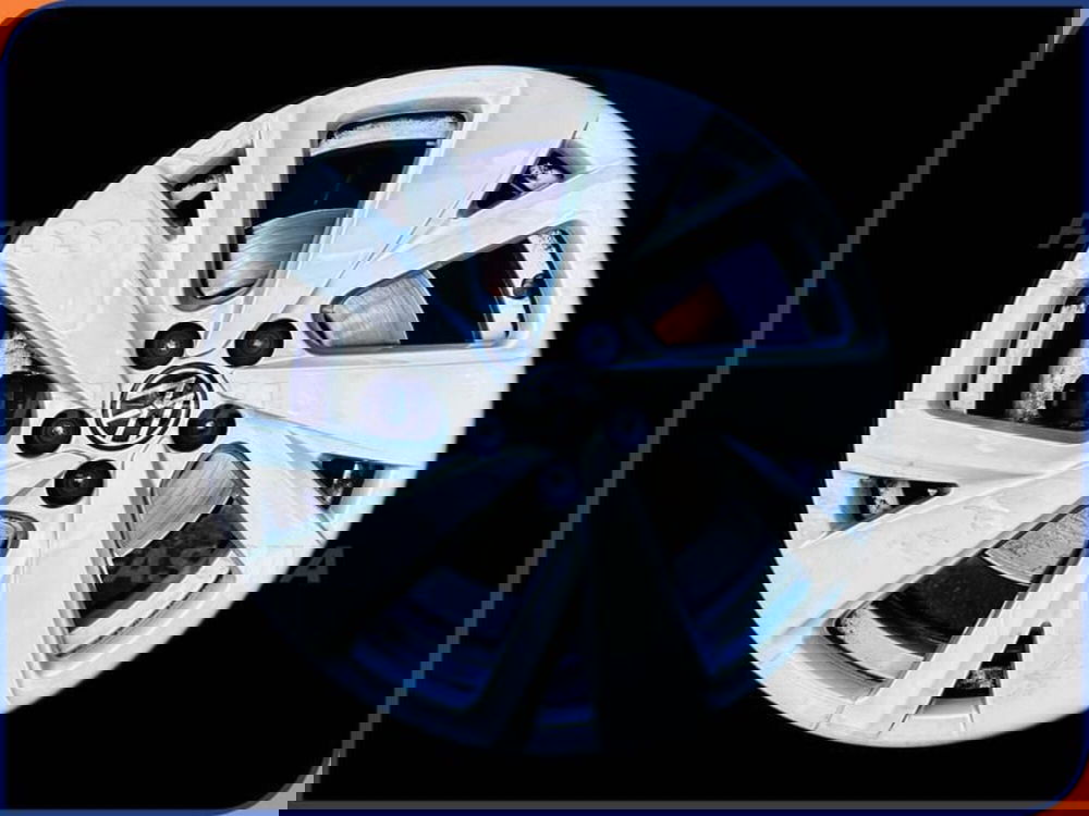 Volkswagen Taigo usata a Milano (7)