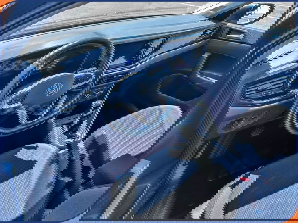 Volkswagen Taigo usata a Milano (9)