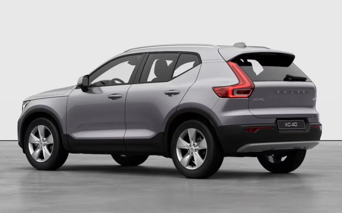 Volvo XC40 nuova a Milano (2)