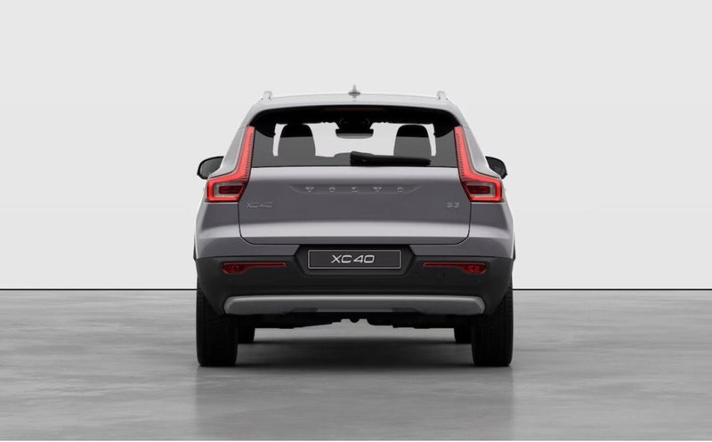 Volvo XC40 nuova a Milano (6)