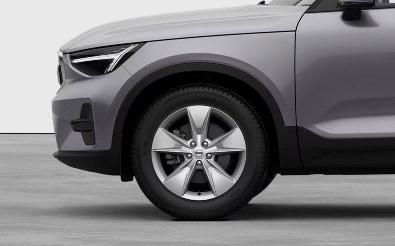 Volvo XC40 nuova a Milano (7)