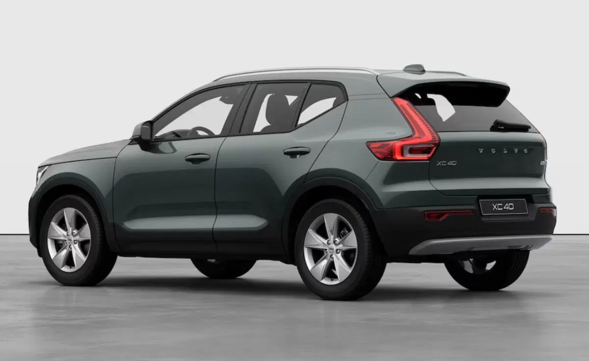 Volvo XC40 nuova a Milano (3)