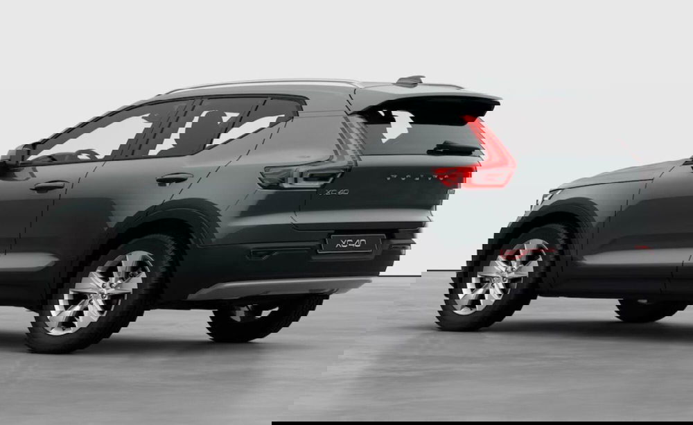 Volvo XC40 nuova a Milano (3)