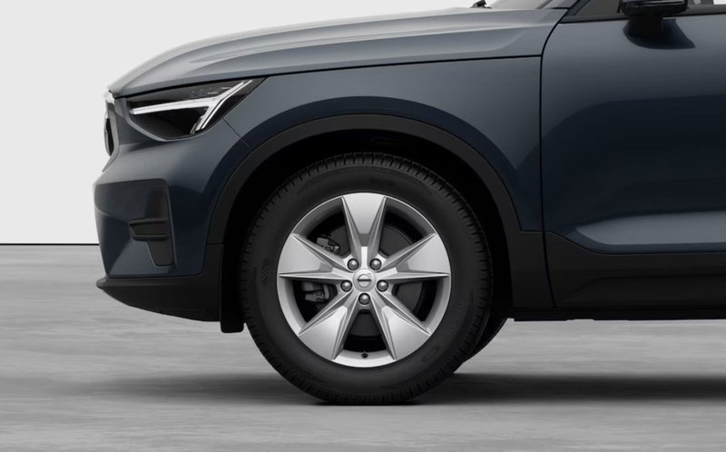 Volvo XC40 nuova a Milano (7)