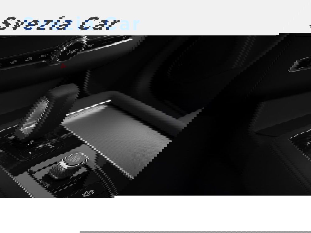 Volvo XC90 nuova a Milano (10)