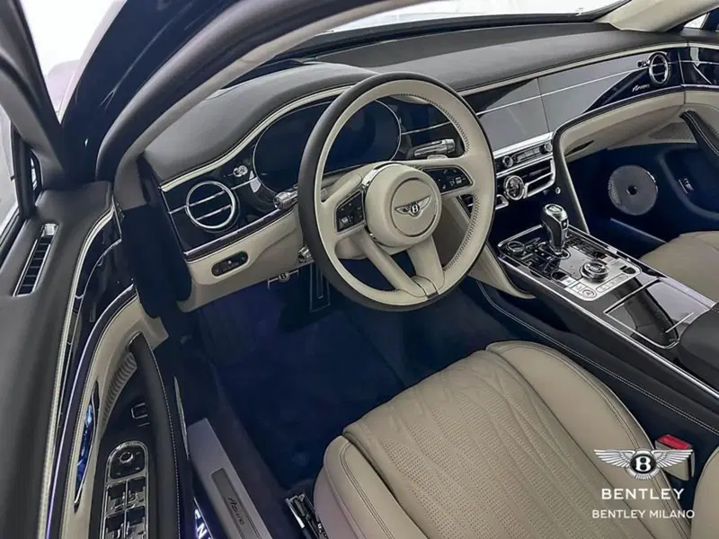 Bentley Flying Spur nuova a Milano (10)