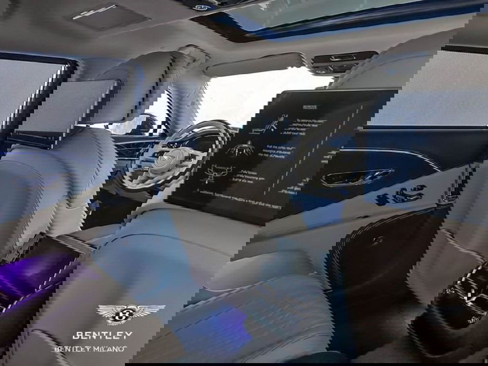 Bentley Flying Spur nuova a Milano (14)