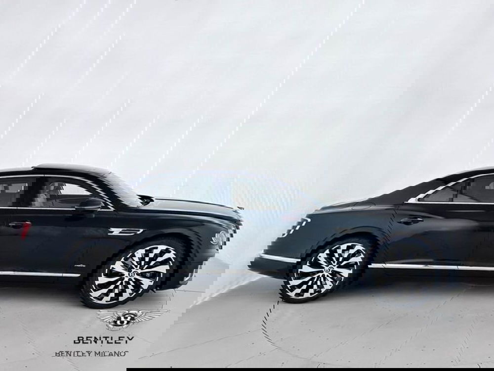 Bentley Flying Spur nuova a Milano (4)