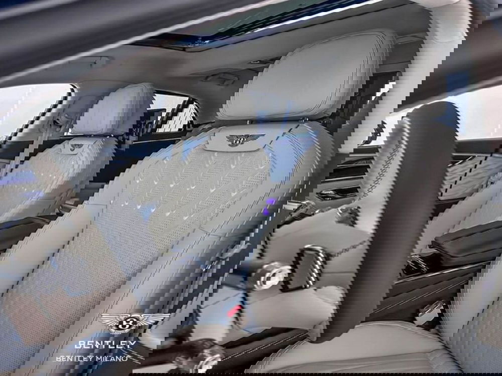 Bentley Flying Spur nuova a Milano (9)