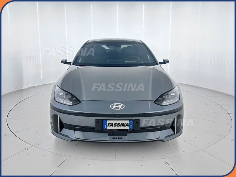 Hyundai Ioniq 6 nuova a Milano (2)