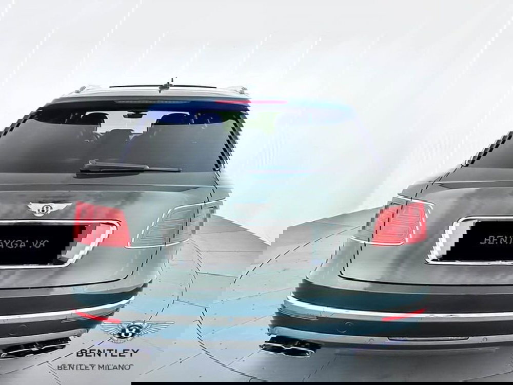 Bentley Bentayga usata a Milano (6)