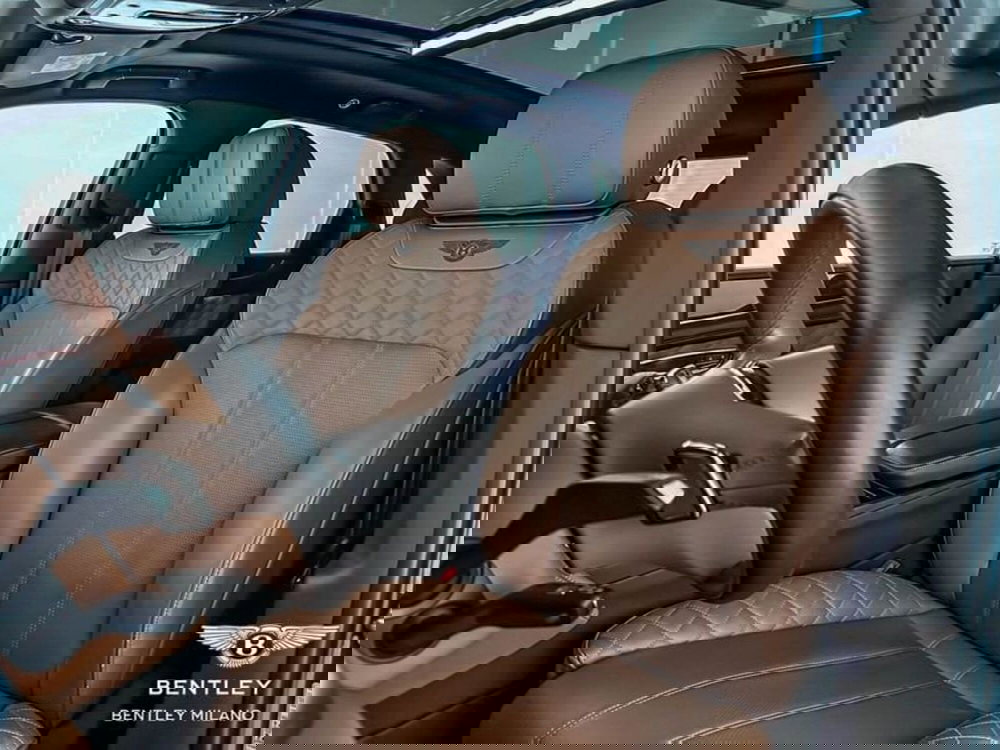 Bentley Bentayga usata a Milano (9)