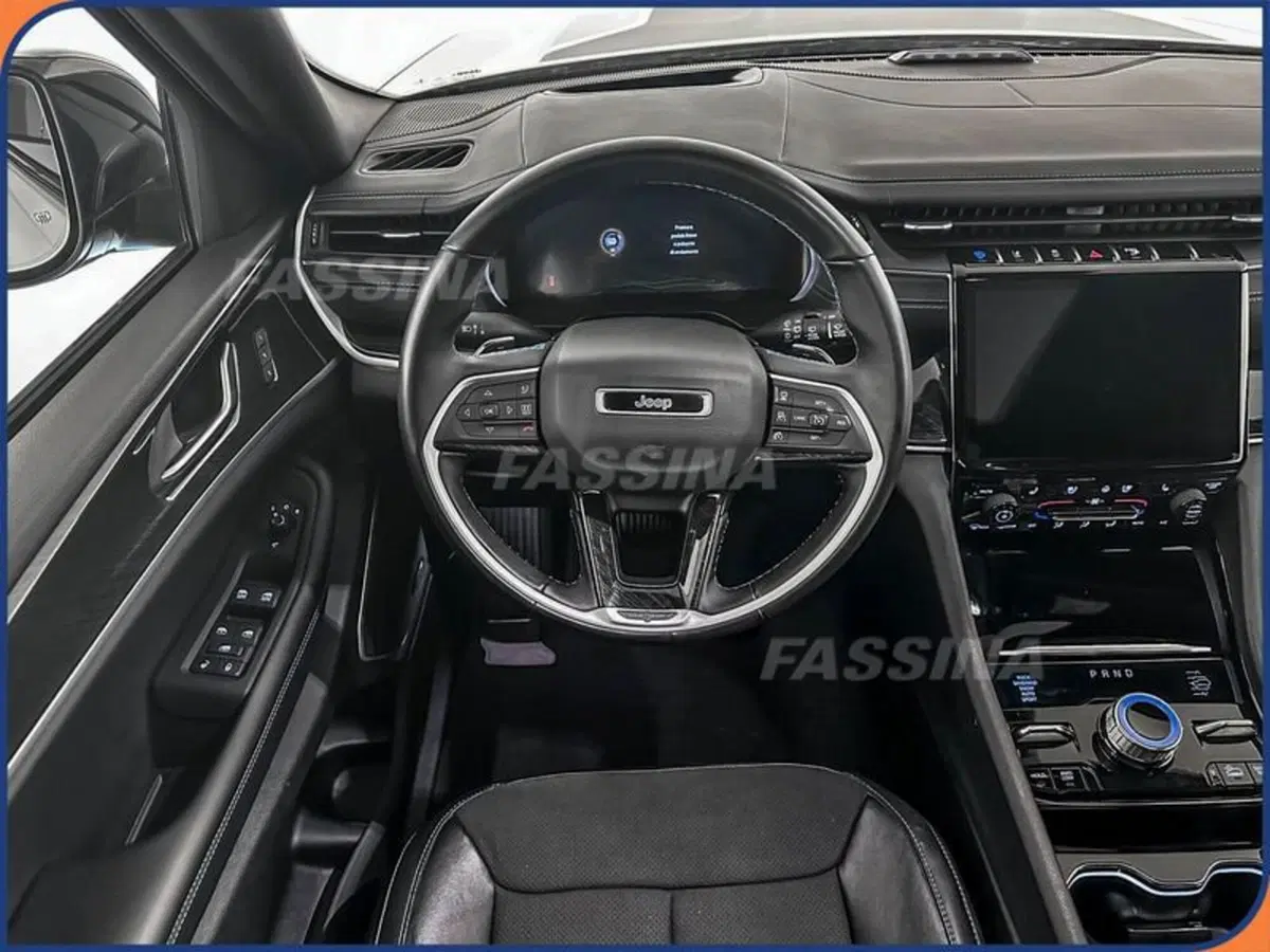Jeep Grand Cherokee usata a Milano (10)