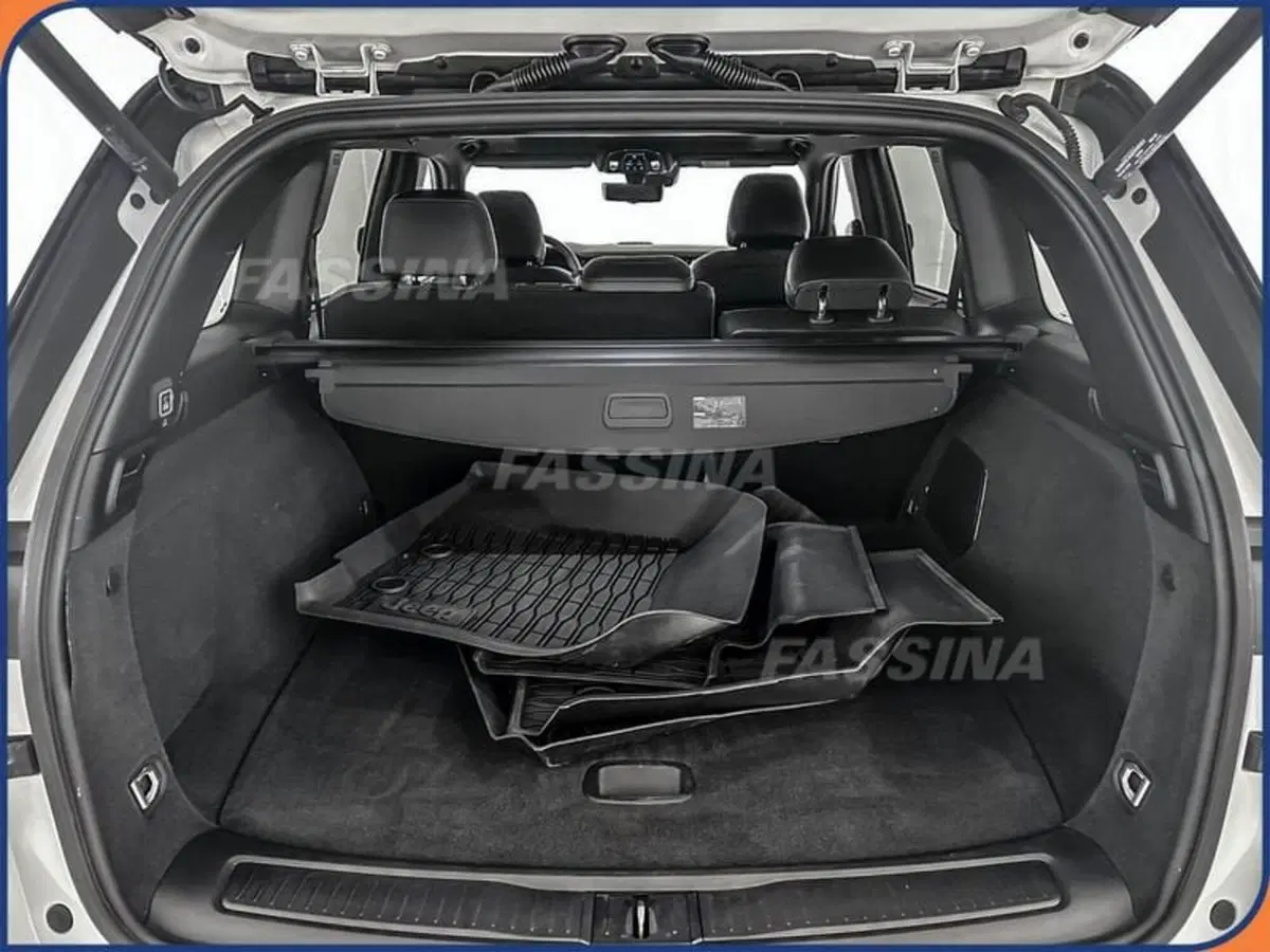 Jeep Grand Cherokee usata a Milano (12)