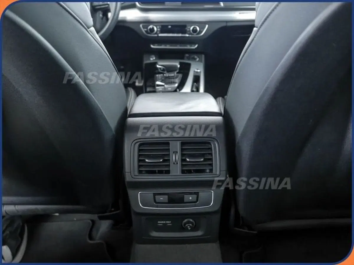Audi Q5 Sportback usata a Milano (11)