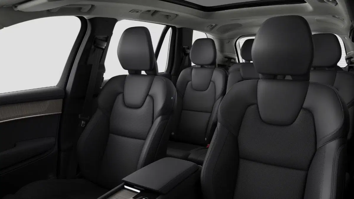 Volvo XC90 nuova a Milano (11)