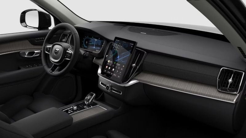Volvo XC90 nuova a Milano (8)
