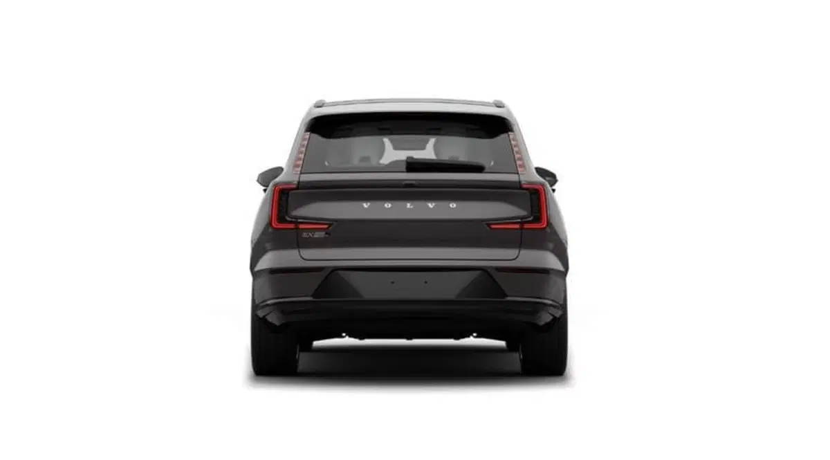 Volvo EX90 nuova a Milano (5)