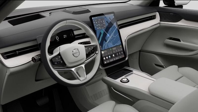 Volvo EX90 nuova a Milano (7)