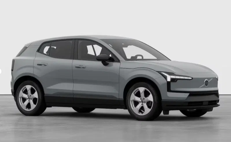 Volvo EX30 nuova a Milano (4)