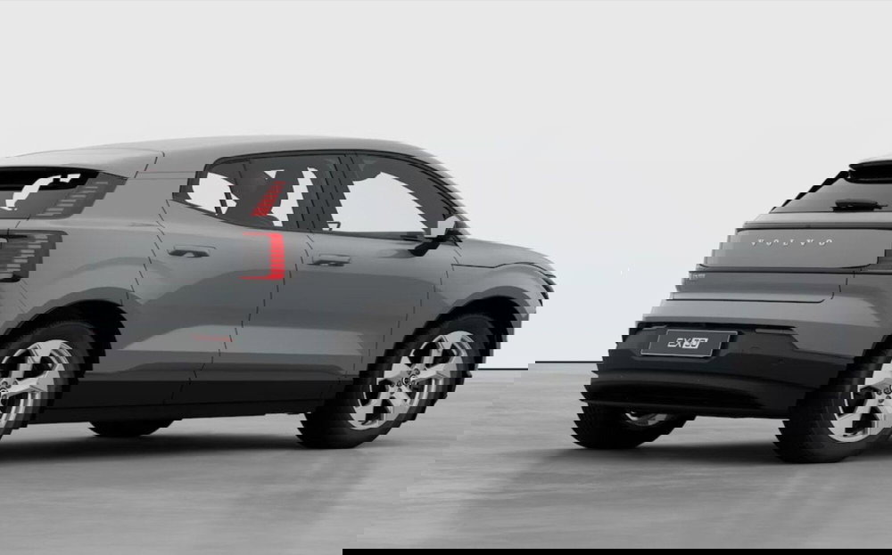 Volvo EX30 nuova a Milano (5)