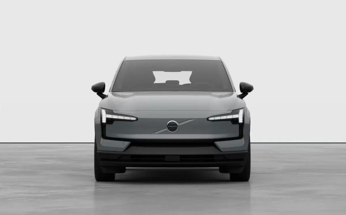 Volvo EX30 nuova a Milano (6)